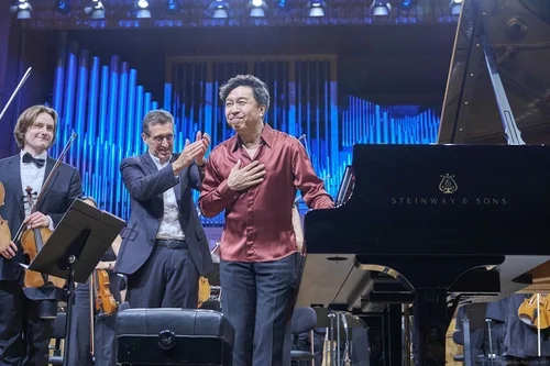 MAJSTORSKI CIKLUS SO HRT-a SIMFONIJSKI JAZZ SO HRT-a I JAZZ ORKESTAR HRT-a PASCAL ROPHÉ, dirigent MAKOTO OZONE, klavir
