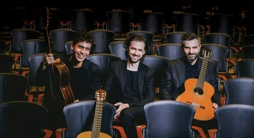 LISINSKI DA CAMERA TRIO ELOGIO