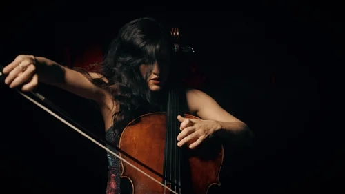 MAJSTORSKI CIKLUS SO HRT-a NEMIR I ZANOS LJUBAVI MATEO NARANČIĆ, dirigent KAJANA PAČKO, violončelo